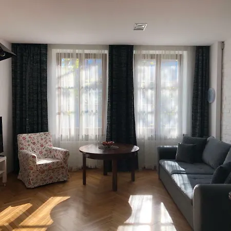 Good Story Psie Budy Apartman